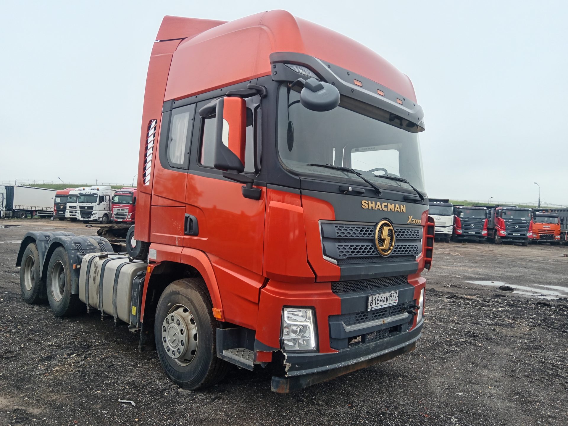 Shacman (Shaanxi) SX* 6x4 Седельный тягач Shacman (Shaanxi) SX* 6x4 Седельный тягач