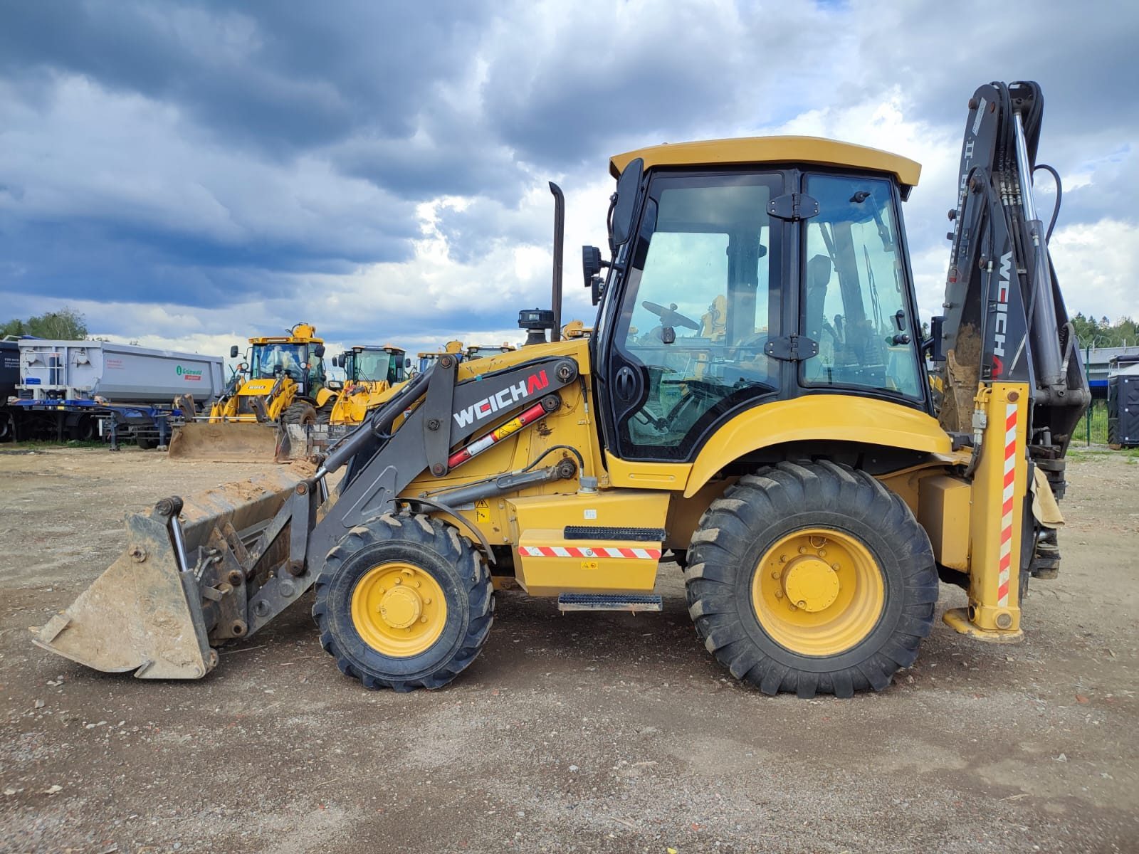 WEICHAI WLB468* Экскаватор-погрузчик