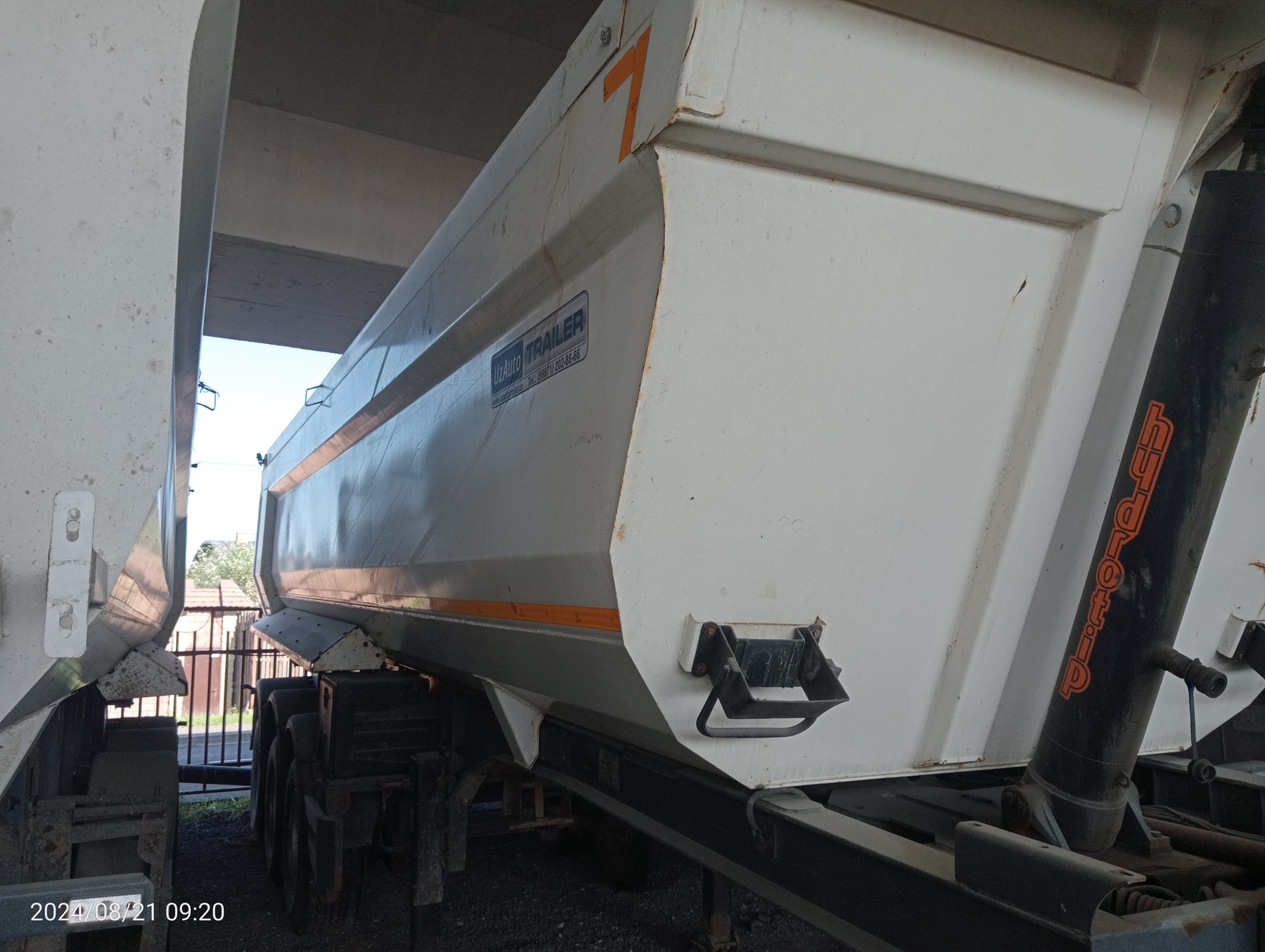 UAT STRP Полуприцеп самосвальный UAT STRP Полуприцеп самосвальный