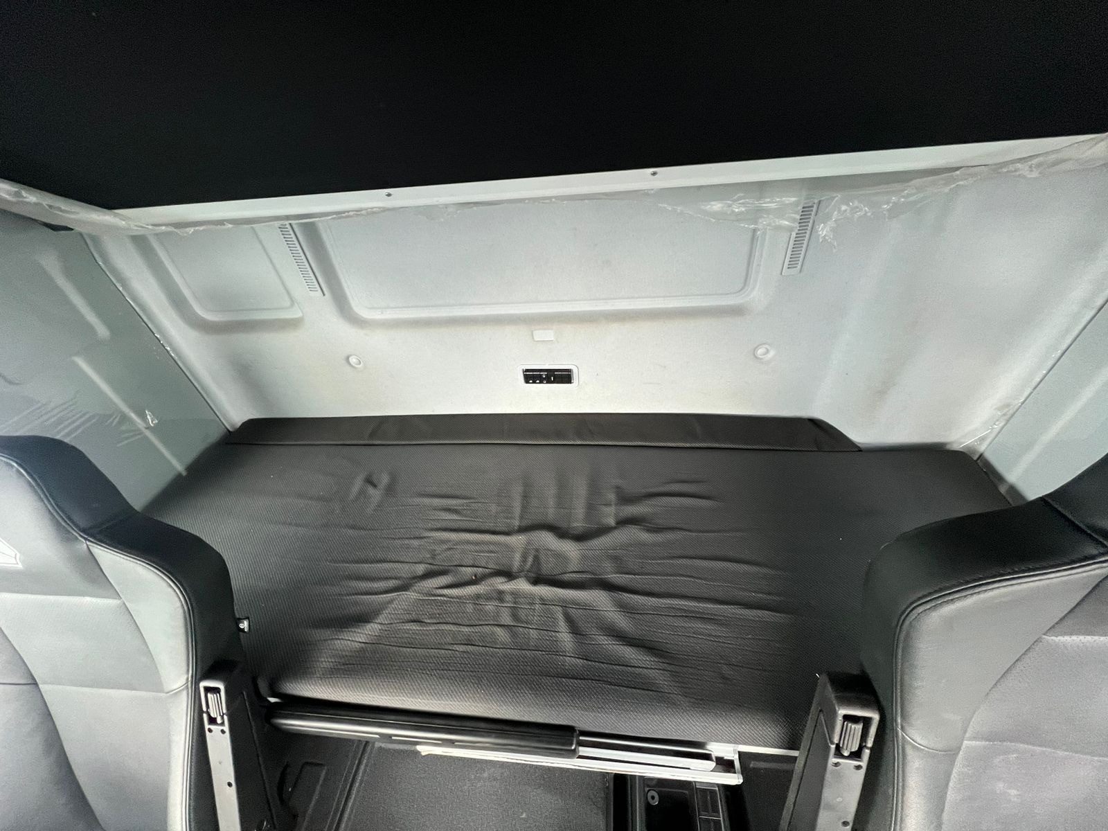 SITRAK C7H 4x2 Седельный тягач SITRAK C7H 4x2 Седельный тягач