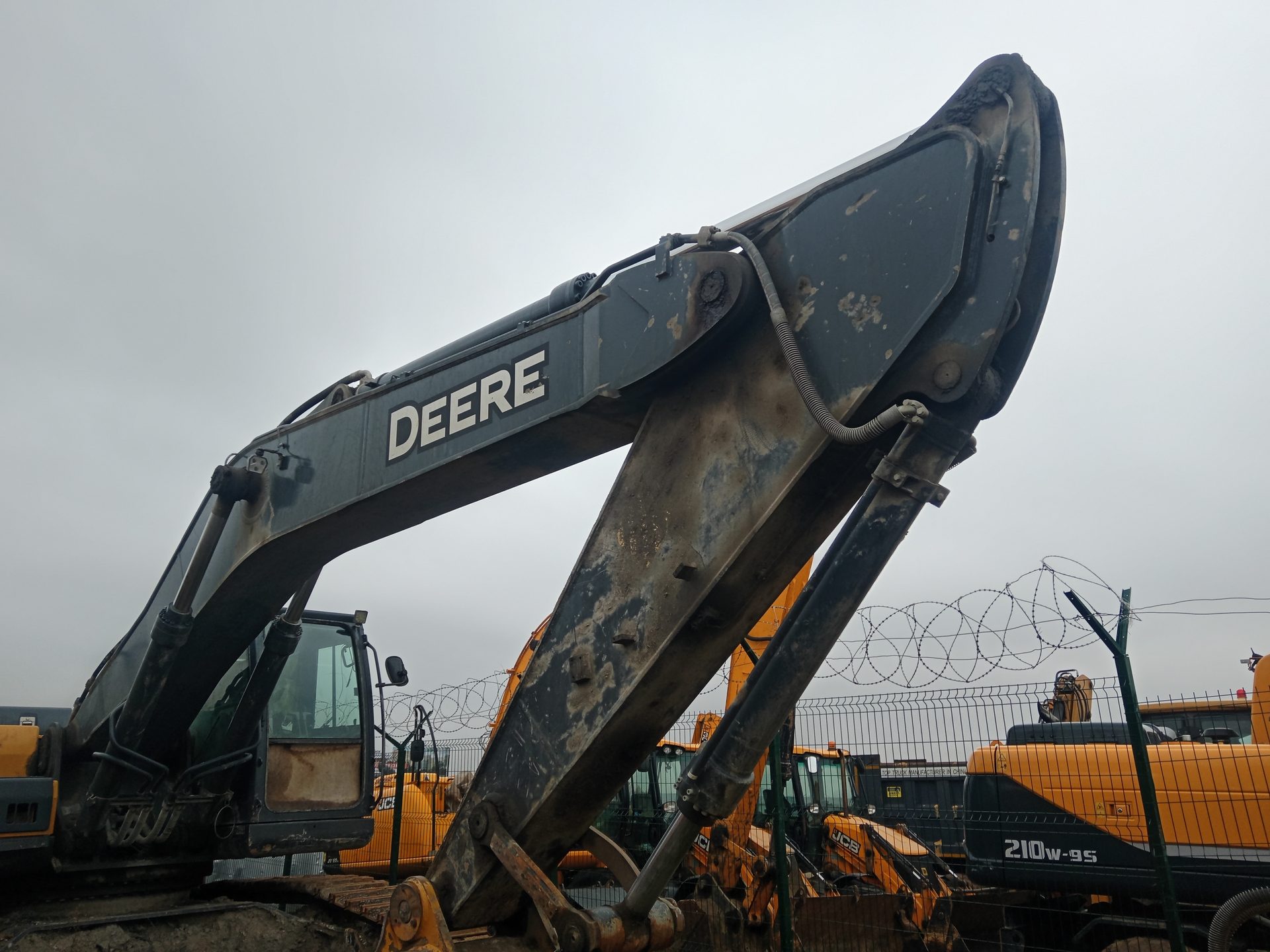 John Deere E400 Экскаватор