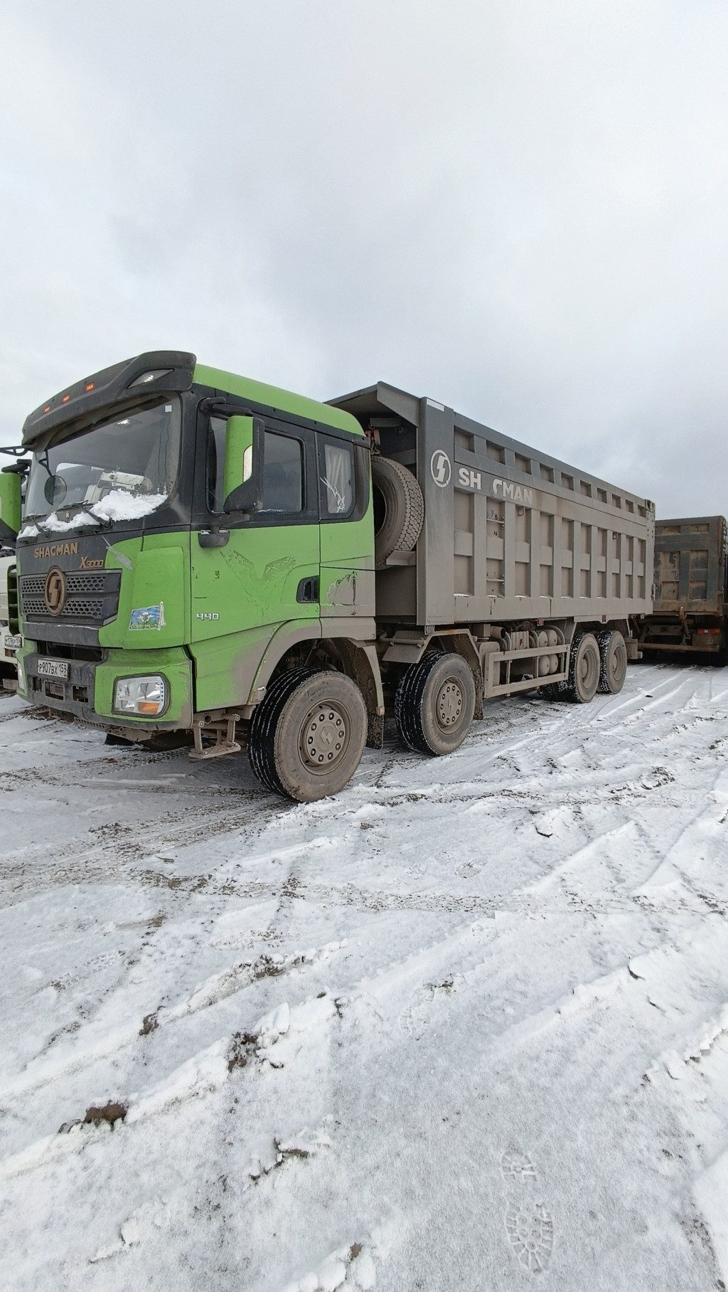 Shacman (Shaanxi) SX* 8x4 Самосвал Shacman (Shaanxi) SX* 8x4 Самосвал