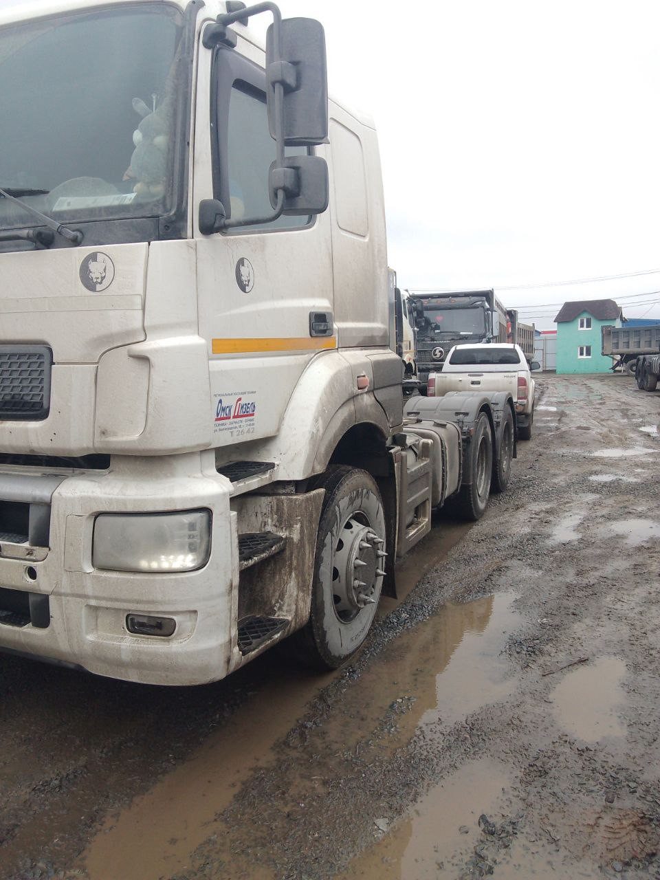 КамАЗ 65206 6x4 Седельный тягач КамАЗ 65206 6x4 Седельный тягач