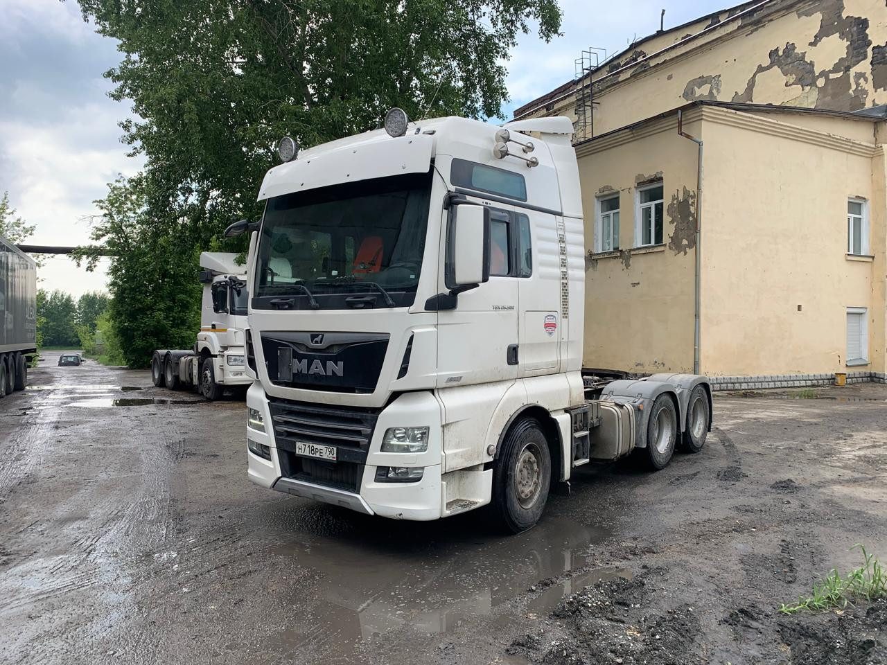 MAN TGX 6x4 Седельный тягач MAN TGX 6x4 Седельный тягач