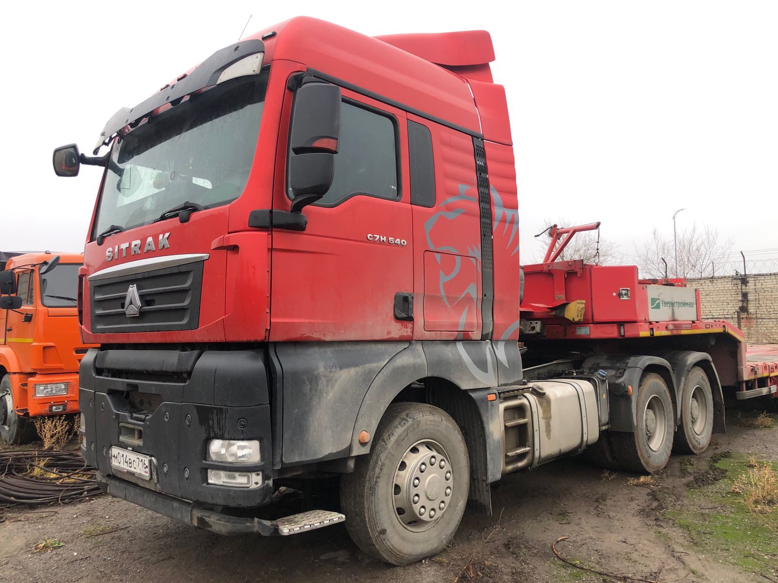 SITRAK C7H 6x4 Седельный тягач SITRAK C7H 6x4 Седельный тягач