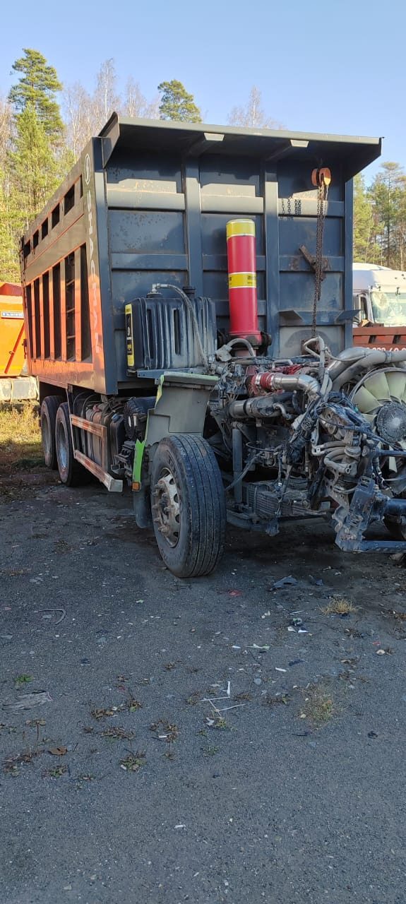 Shacman (Shaanxi) SX* 6x4 Самосвал Shacman (Shaanxi) SX* 6x4 Самосвал