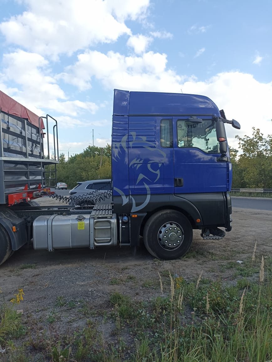 SITRAK C7H 6x4 Седельный тягач SITRAK C7H 6x4 Седельный тягач