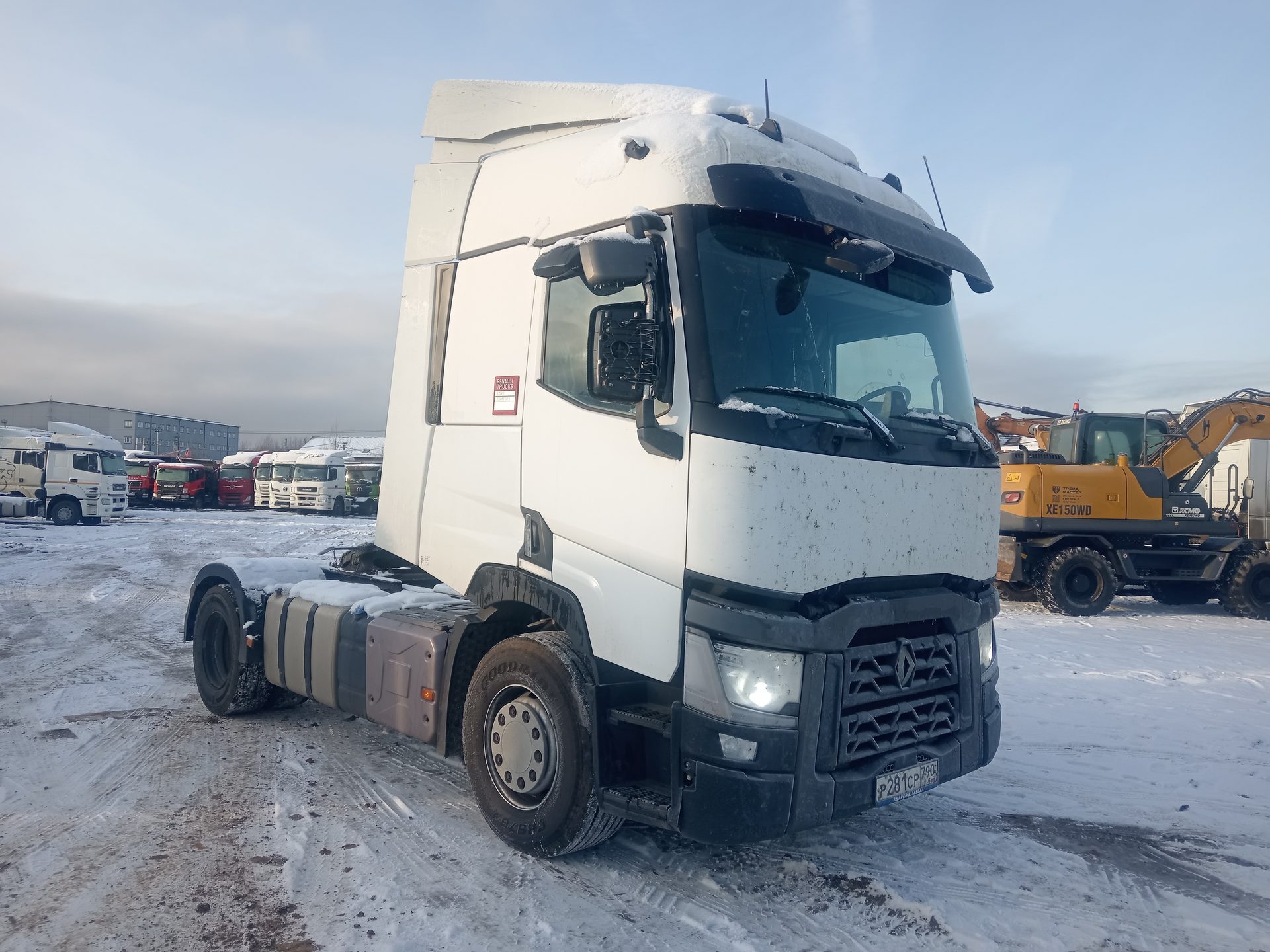 Renault T 4x2 Седельный тягач