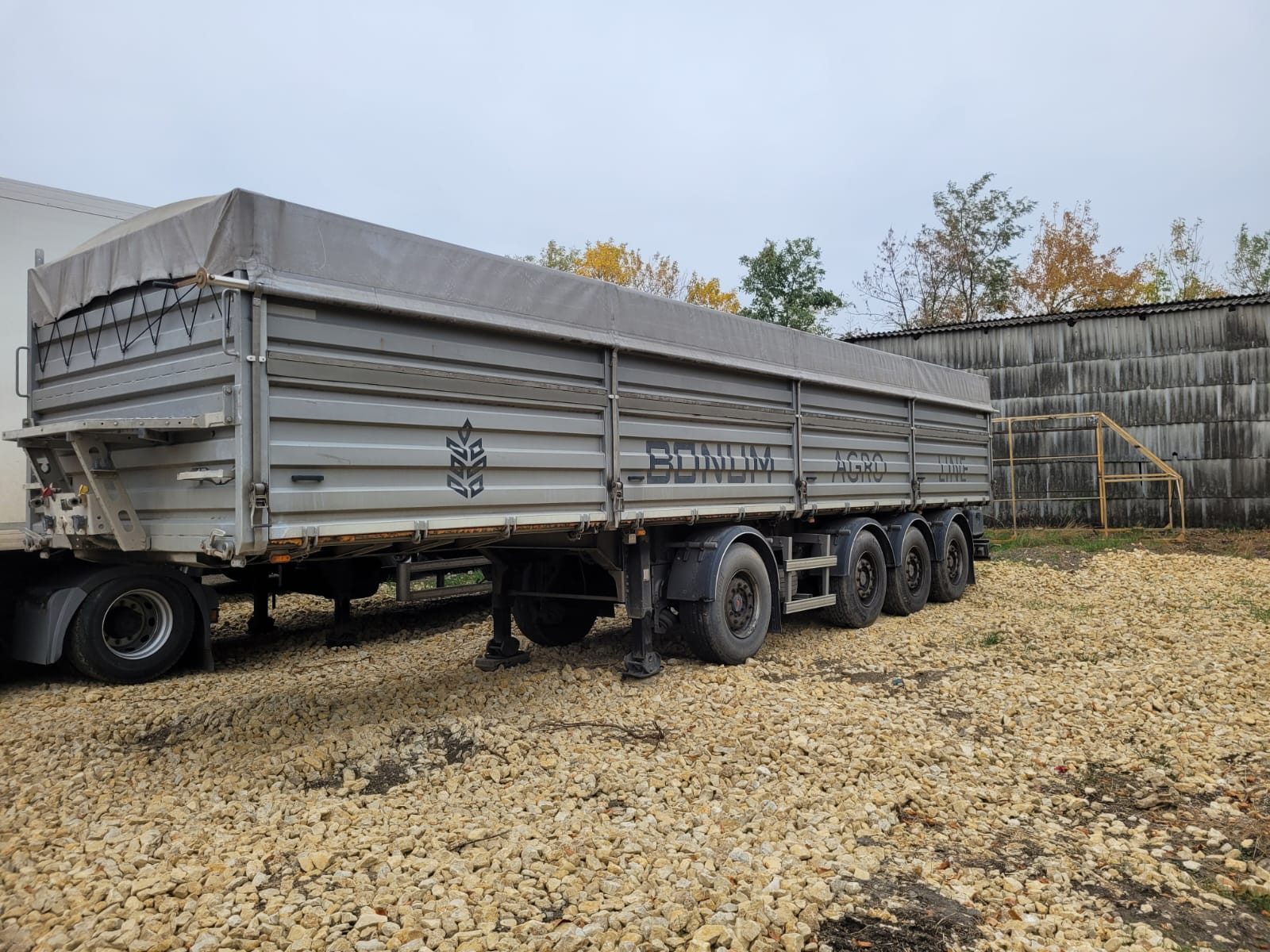 BONUM 9142* Полуприцеп зерновоз BONUM 9142* Полуприцеп зерновоз