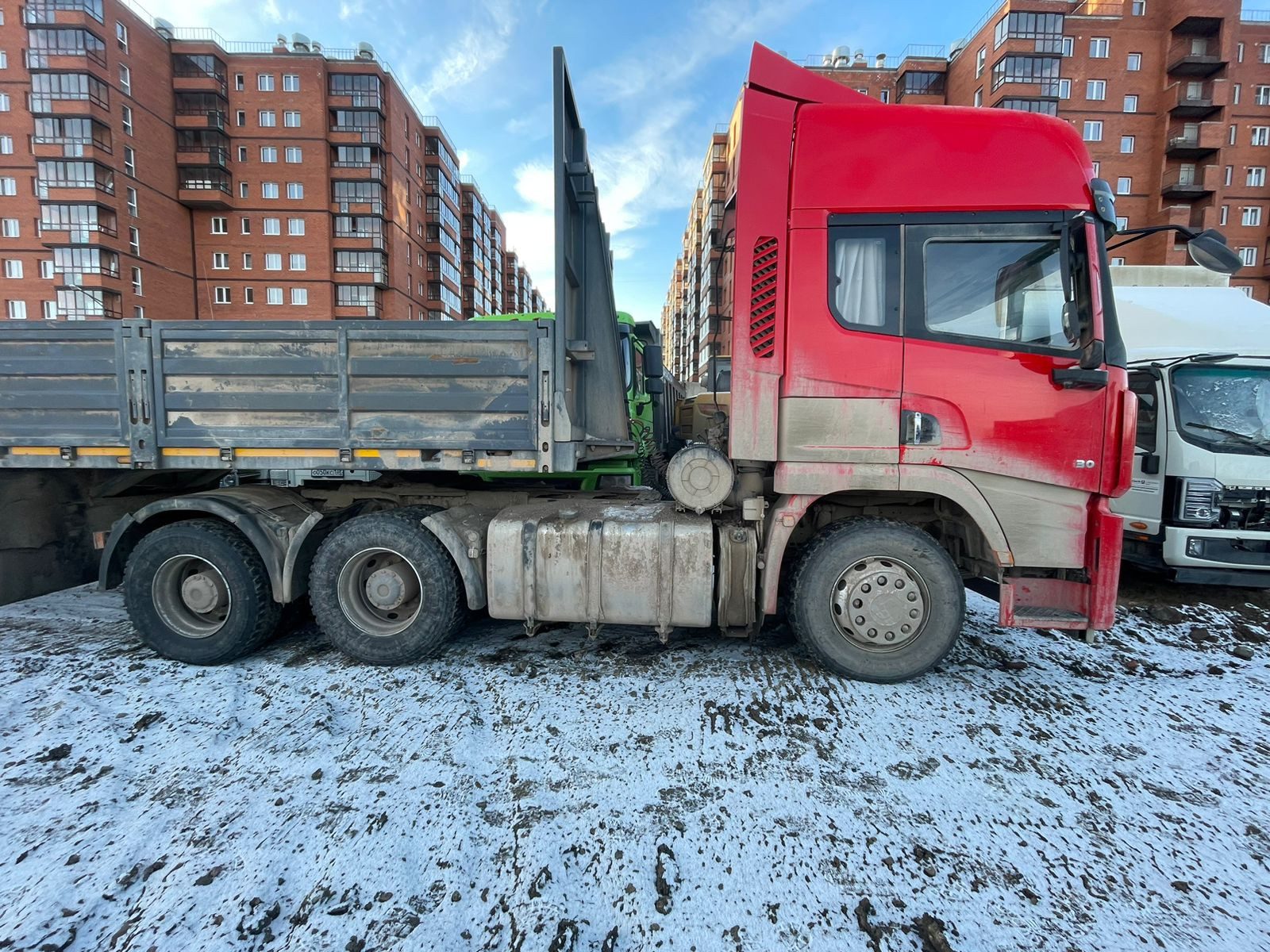 Shacman (Shaanxi) SX* 6x4 Седельный тягач