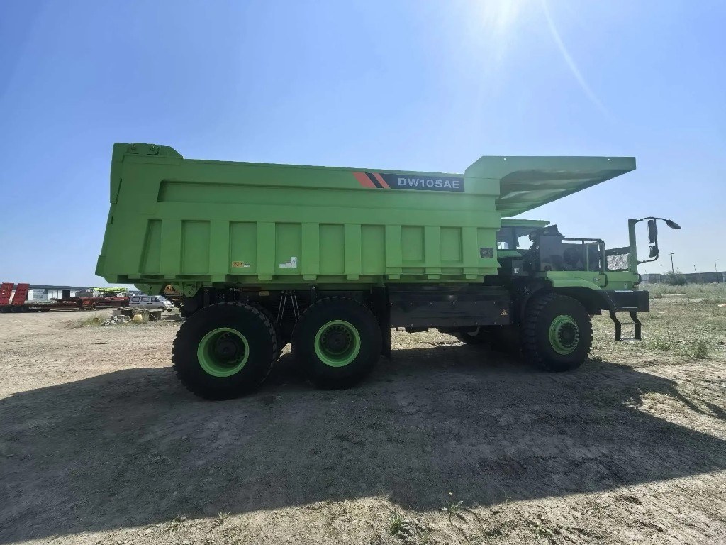Электрический карьерный самосвал LiuGong DW105A-E