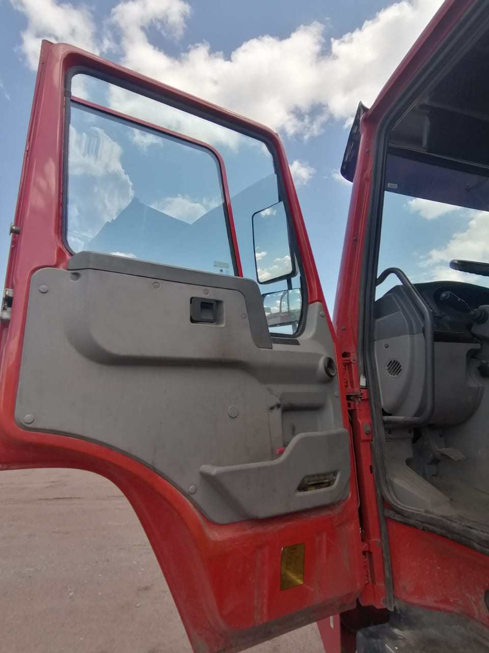 Howo ZZ* 6x6 Самосвал
