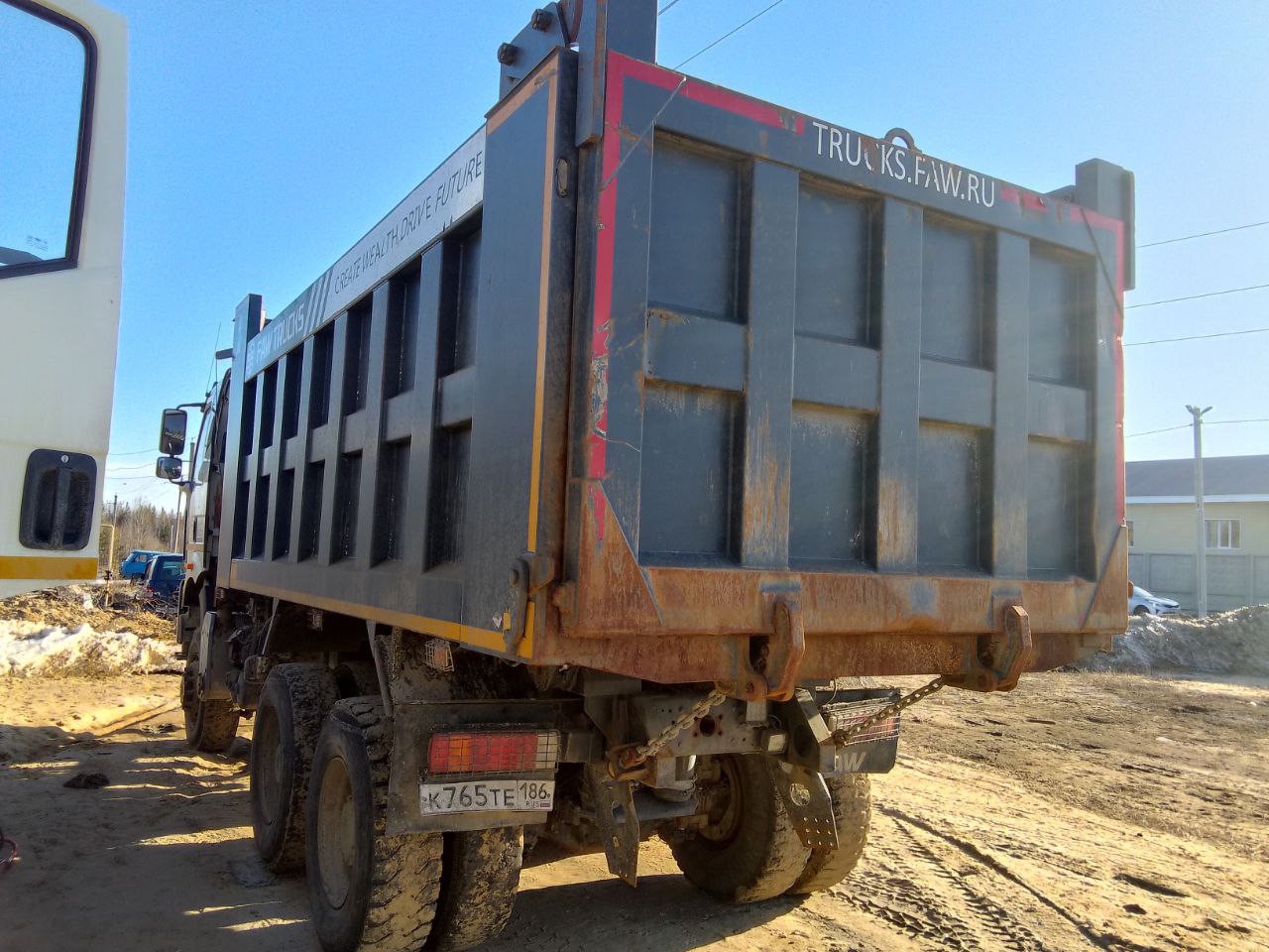 FAW J6 6x6 Самосвал FAW J6 6x6 Самосвал