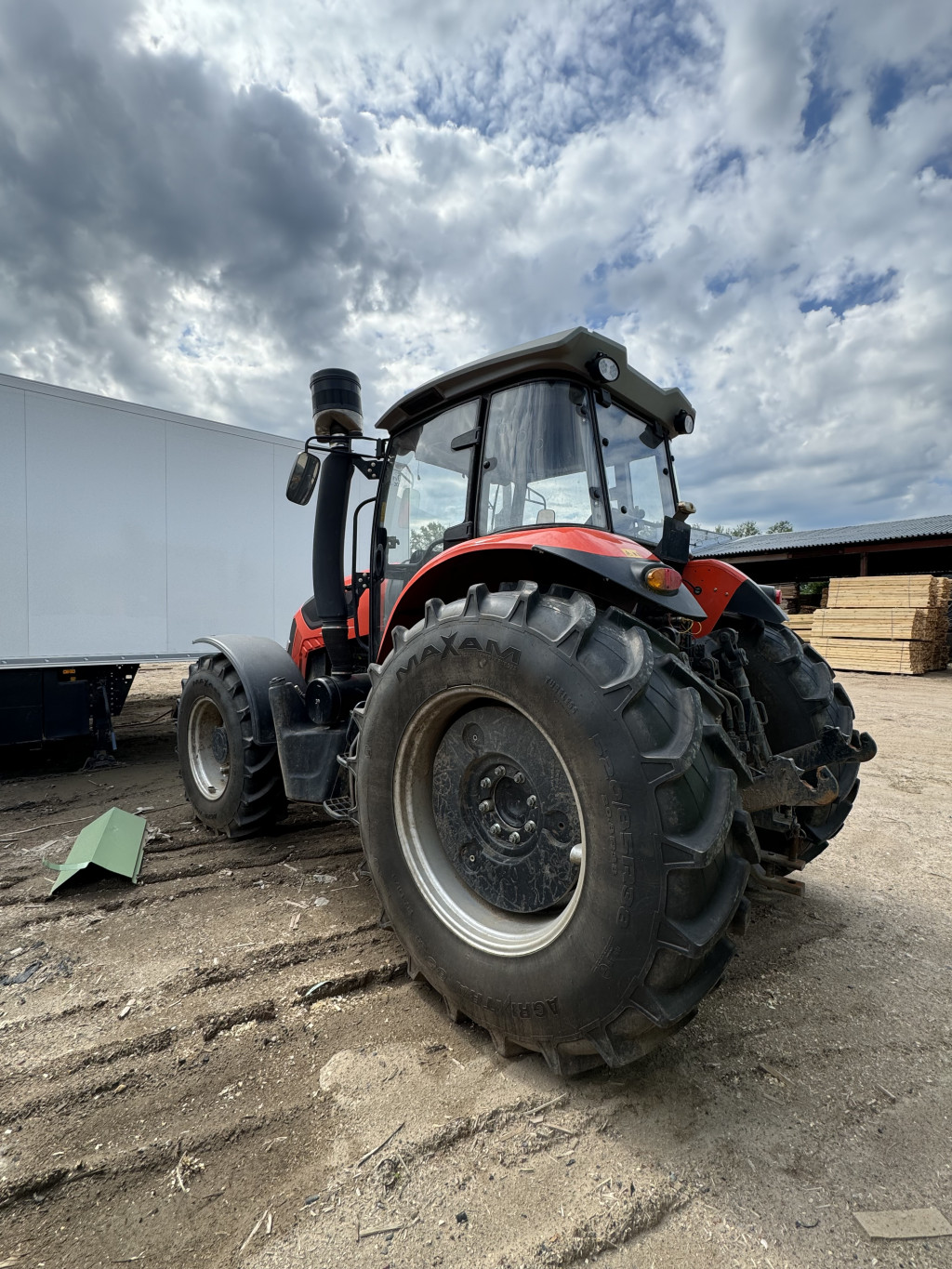 FARMER FL1804 Трактор