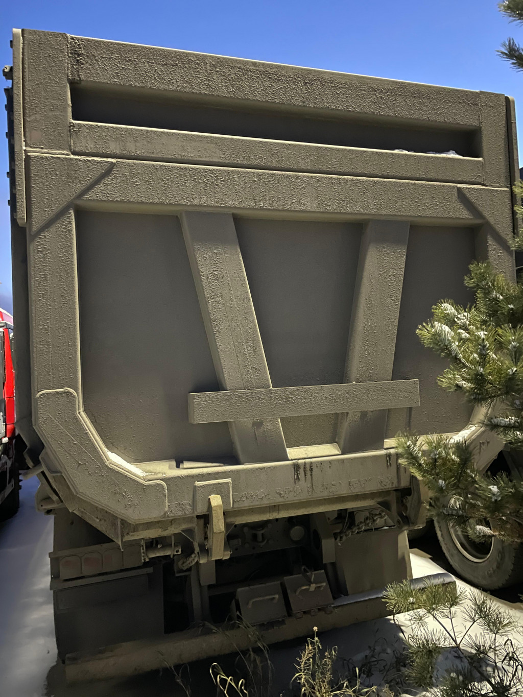 SITRAK C7H 8x4 Самосвал