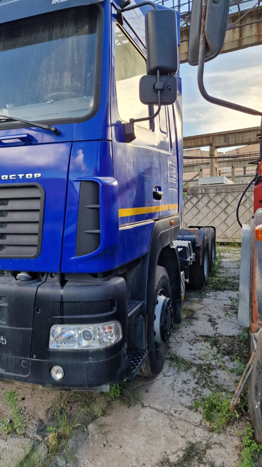 МАЗ 6430 6x4 Седельный тягач МАЗ 6430 6x4 Седельный тягач