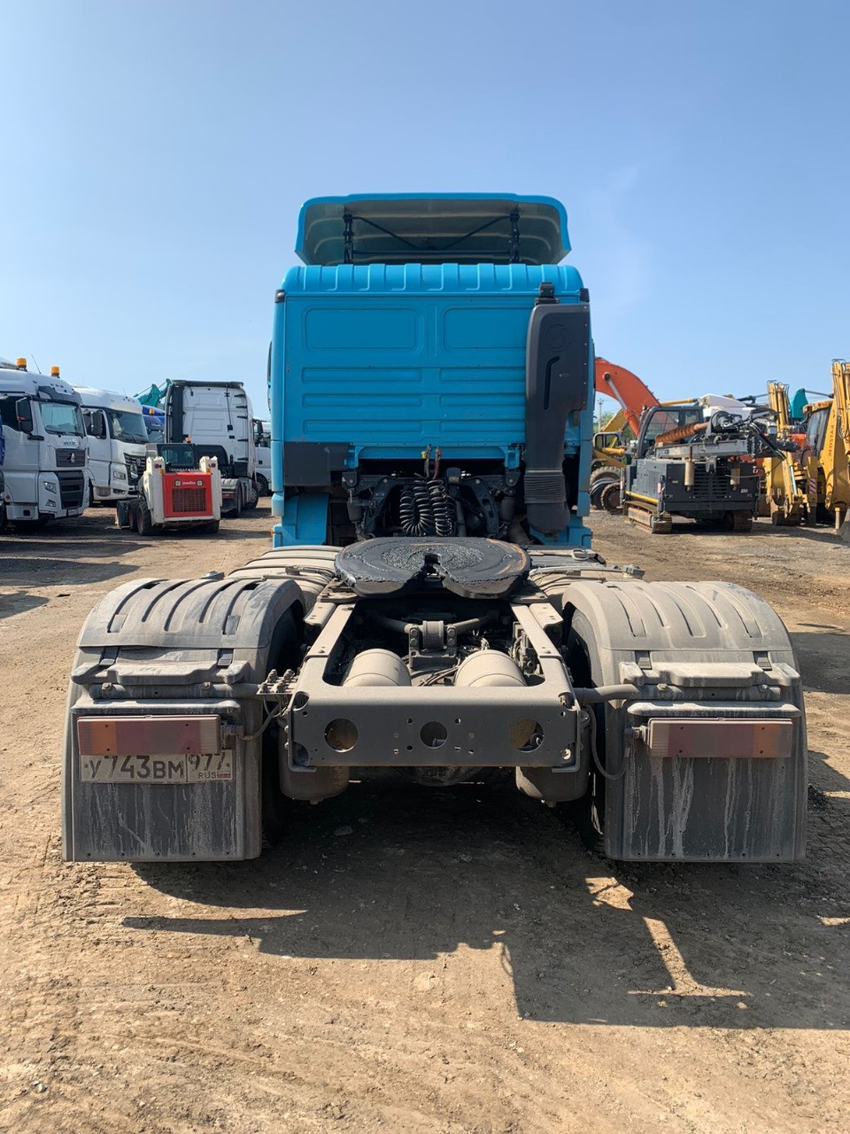Shacman (Shaanxi) SX* 4x2 Седельный тягач - спецтехника Shacman (Shaanxi) SX* 4x2 Седельный тягач - спецтехника