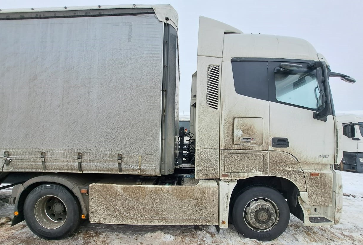 Foton AUMAN 4x2 Седельный тягач Foton AUMAN 4x2 Седельный тягач