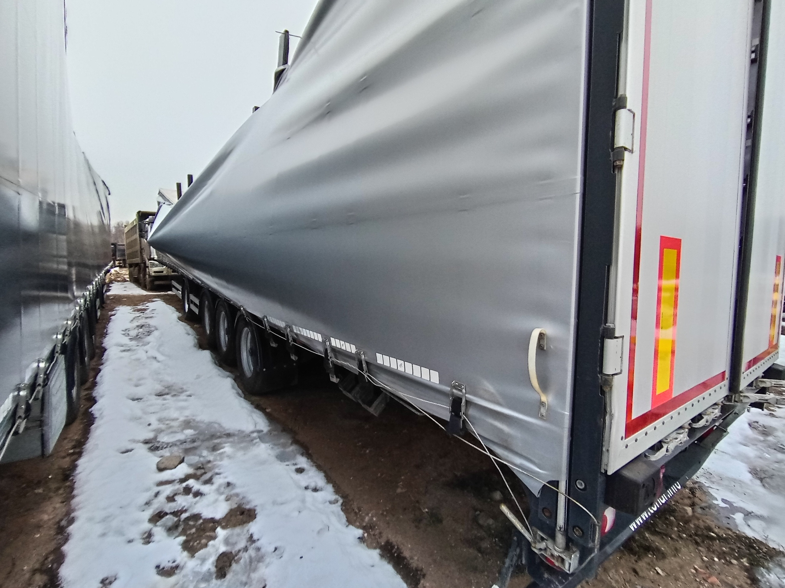 Тонар 97882 Полуприцеп шторный Тонар 97882 Полуприцеп шторный