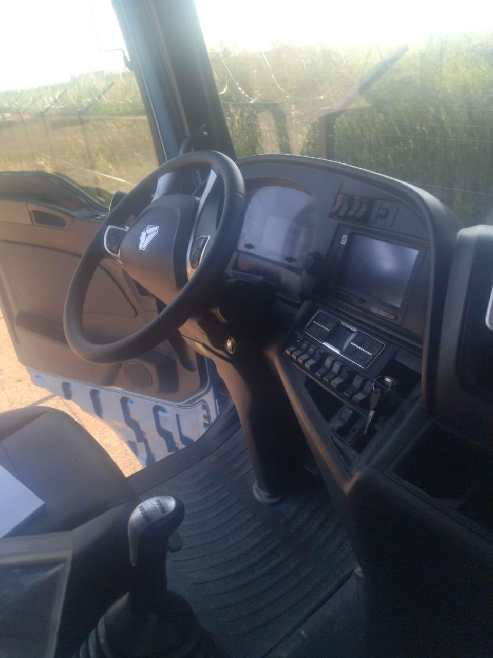 SITRAK C7H 6x2 Седельный тягач