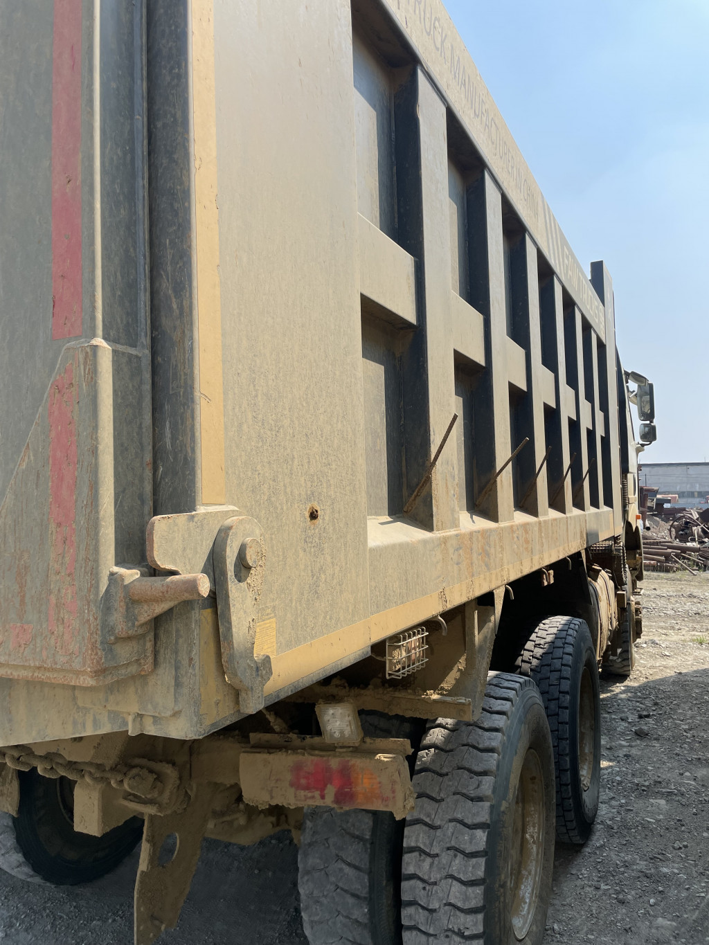 FAW J6 6x6 Самосвал FAW J6 6x6 Самосвал