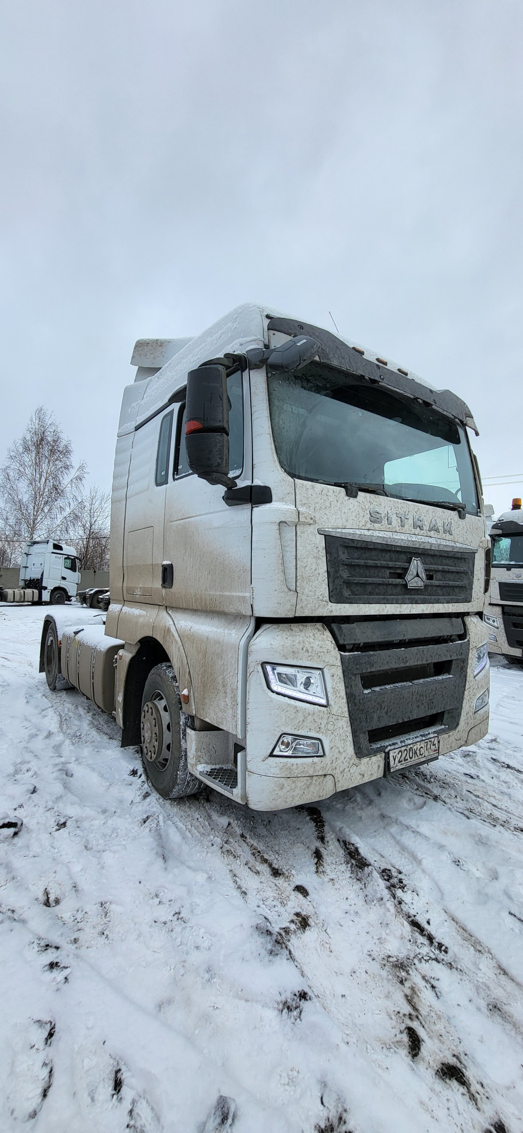 SITRAK C7H 4x2 Седельный тягач SITRAK C7H 4x2 Седельный тягач