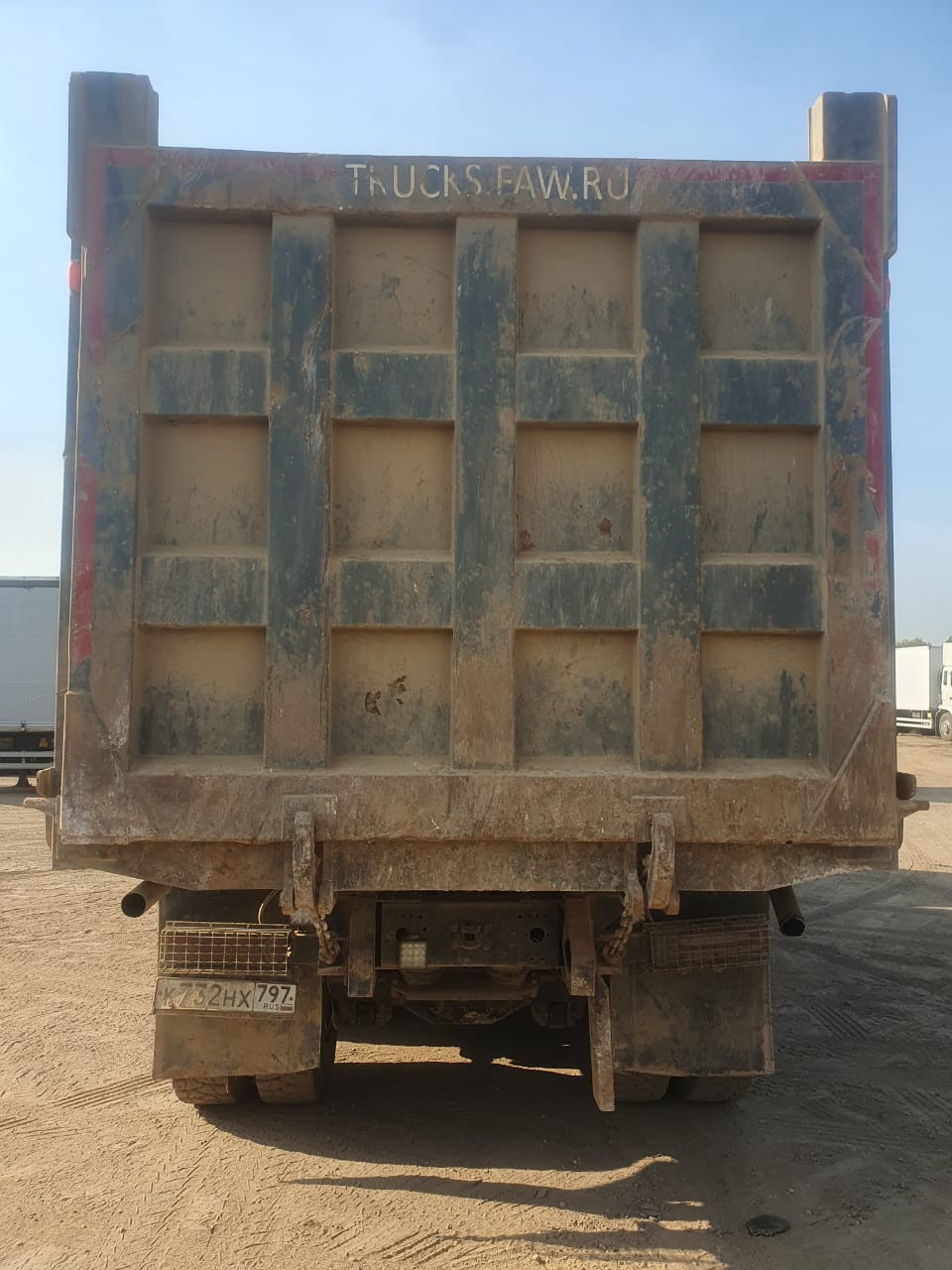 FAW J6 6x4 Самосвал