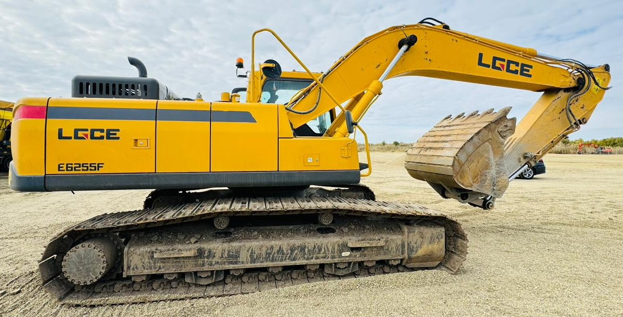 LGCE E6255 Экскаватор