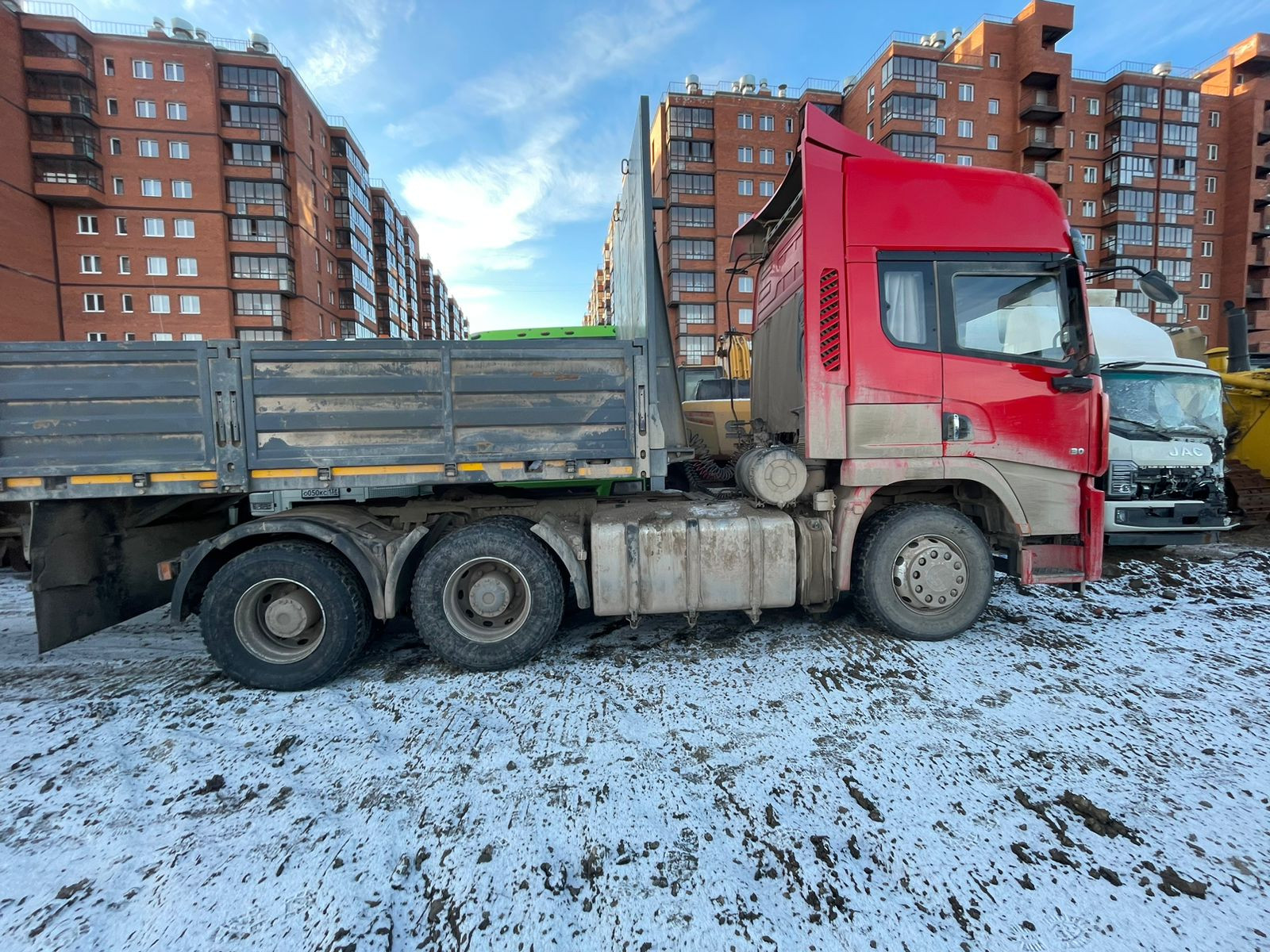 Shacman (Shaanxi) SX* 6x4 Седельный тягач