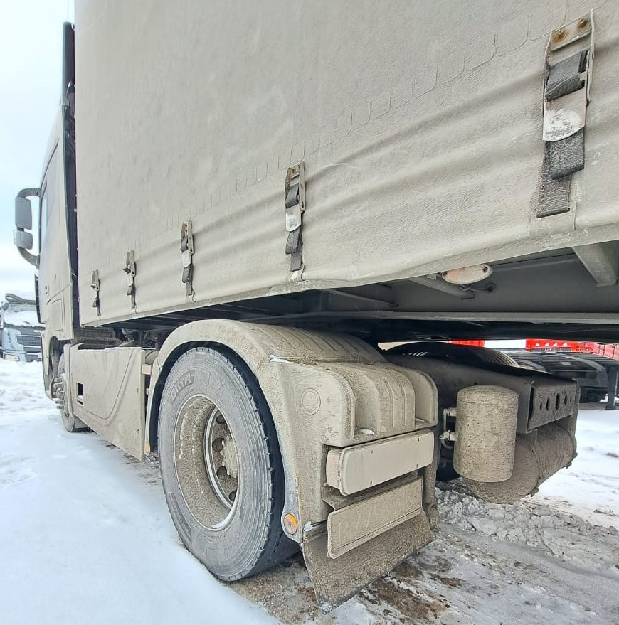 Foton AUMAN 4x2 Седельный тягач Foton AUMAN 4x2 Седельный тягач