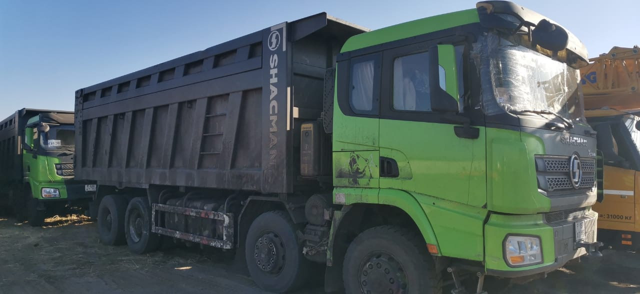 Shacman (Shaanxi) SX* 8x4 Самосвал