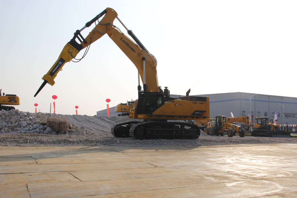 Гусеничный экскаватор LiuGong 990F (6,2 м3) 93.000 кг