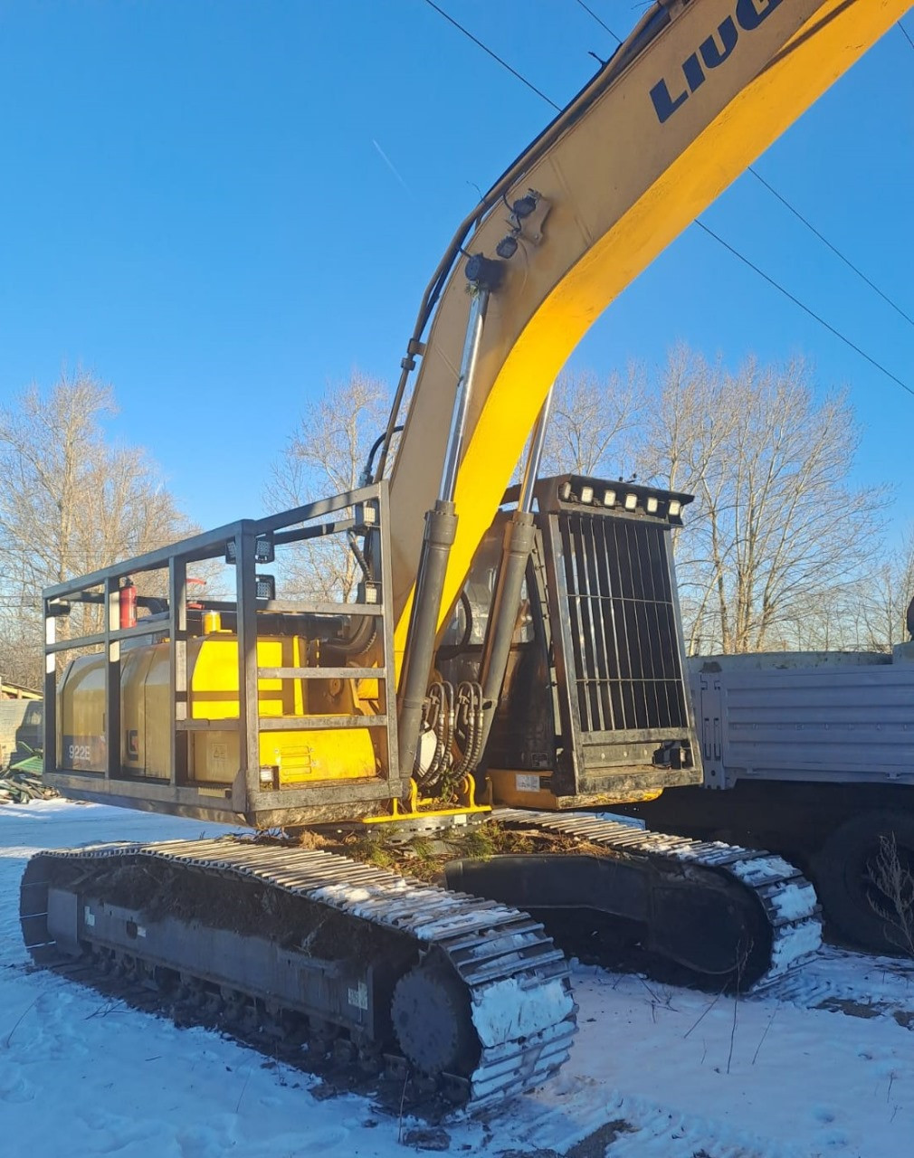 LiuGong CLG922 Экскаватор