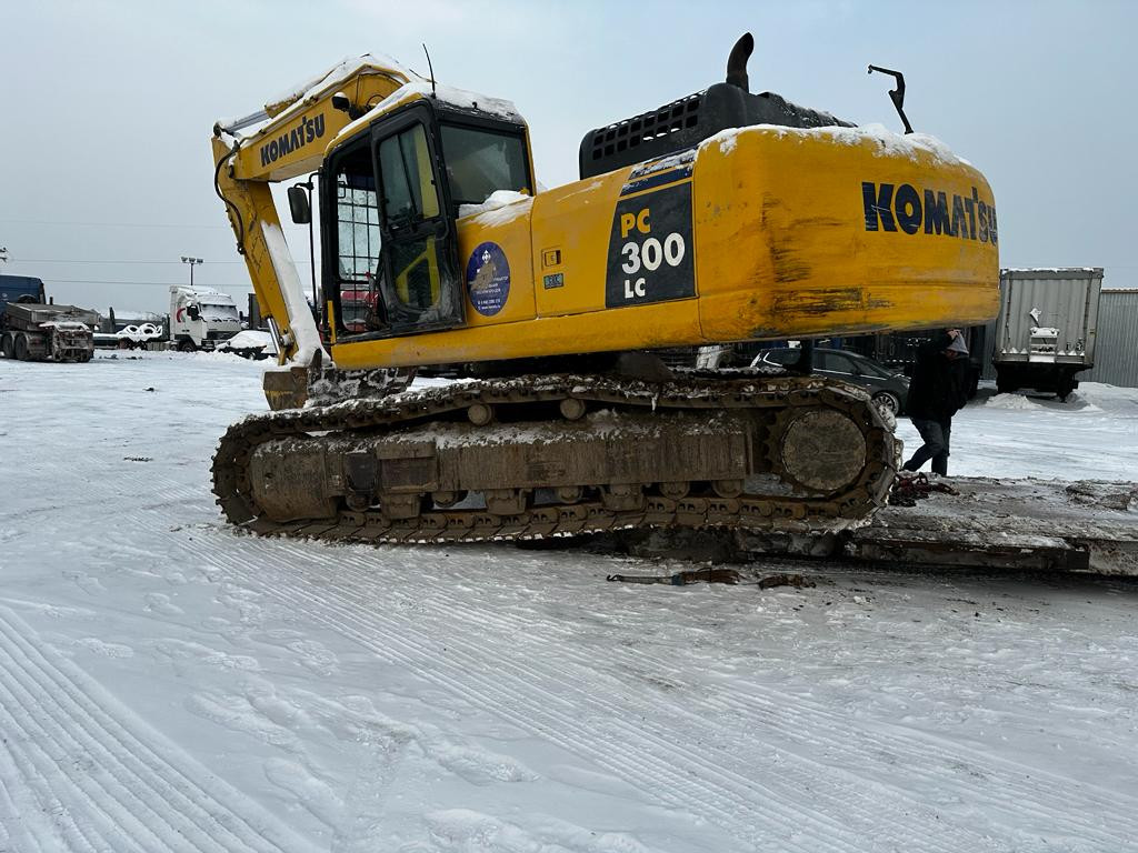 KOMATSU PC 300 Экскаватор