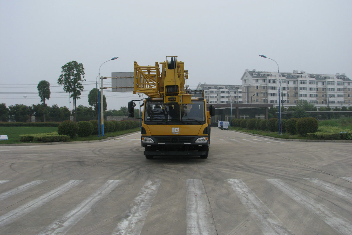 Автокран LiuGong LTC550C5L