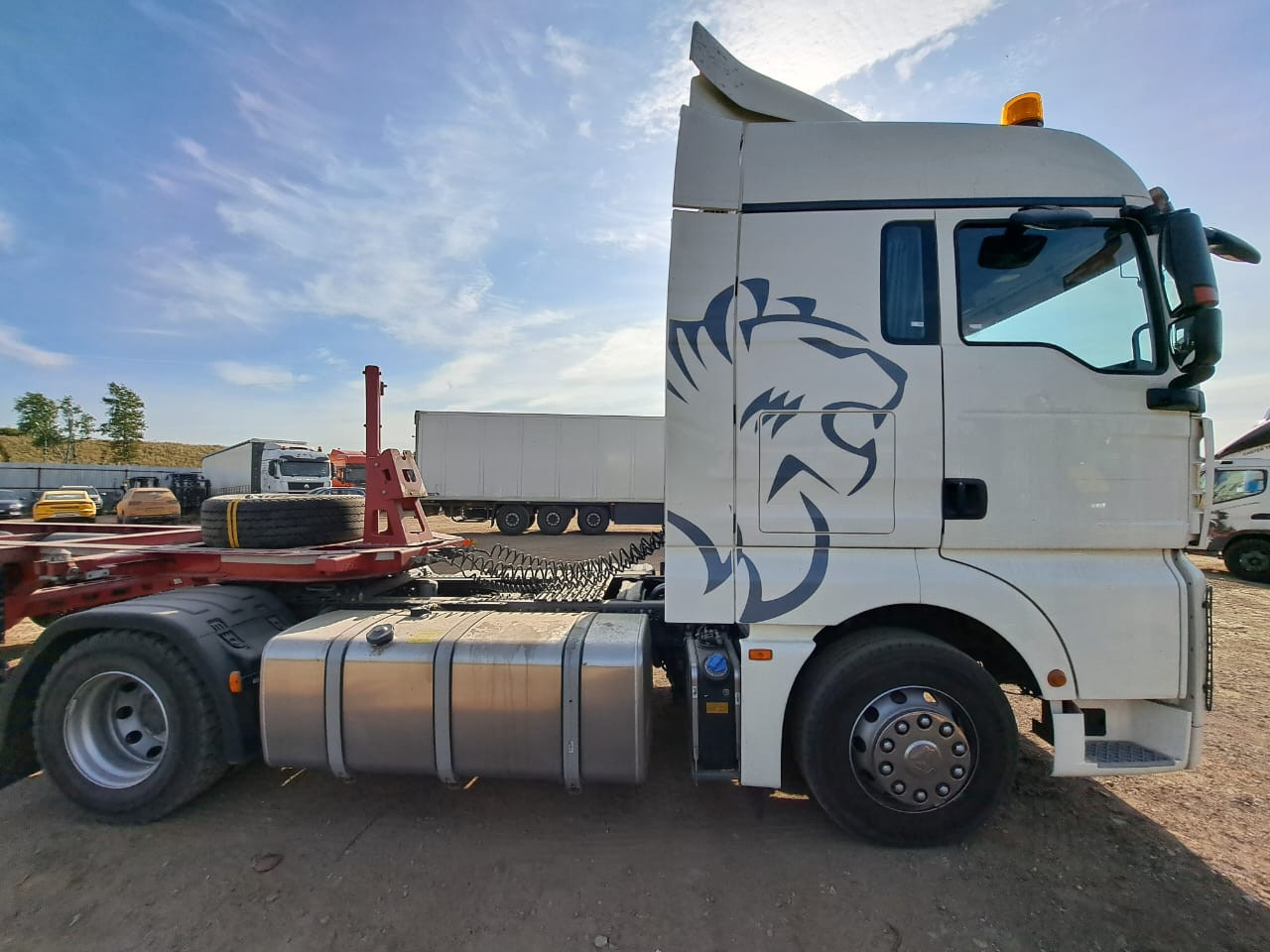 SITRAK C7H 4x2 Седельный тягач SITRAK C7H 4x2 Седельный тягач