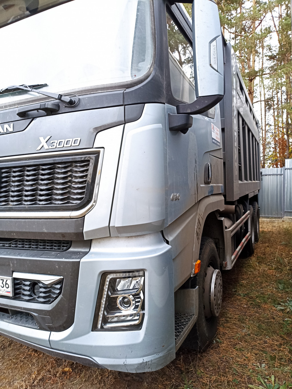 Shacman (Shaanxi) SX* 6x4 Самосвал Shacman (Shaanxi) SX* 6x4 Самосвал