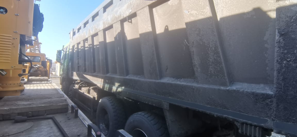 Shacman (Shaanxi) SX* 8x4 Самосвал