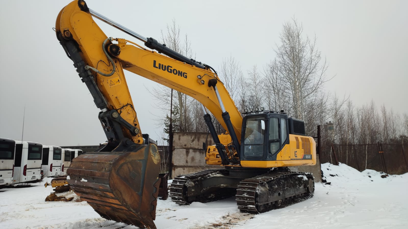 LiuGong CLG950 Экскаватор