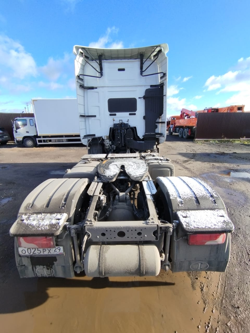 FAW J7 4x2 Седельный тягач