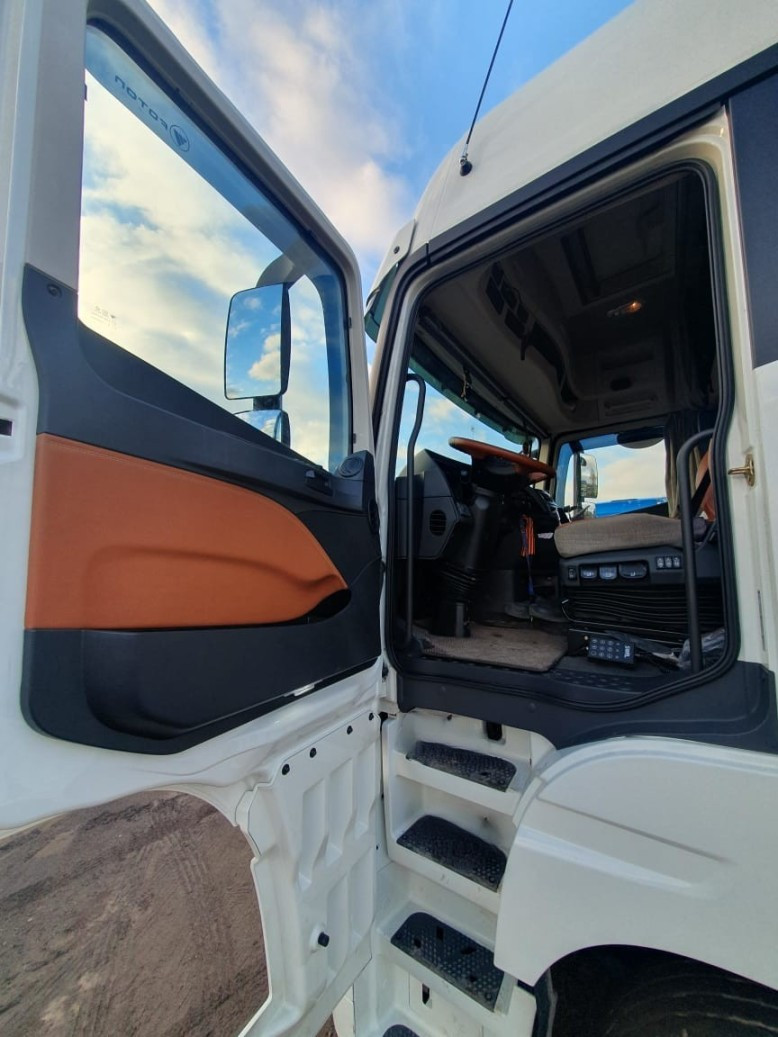 Foton AUMAN 4x2 Седельный тягач Foton AUMAN 4x2 Седельный тягач