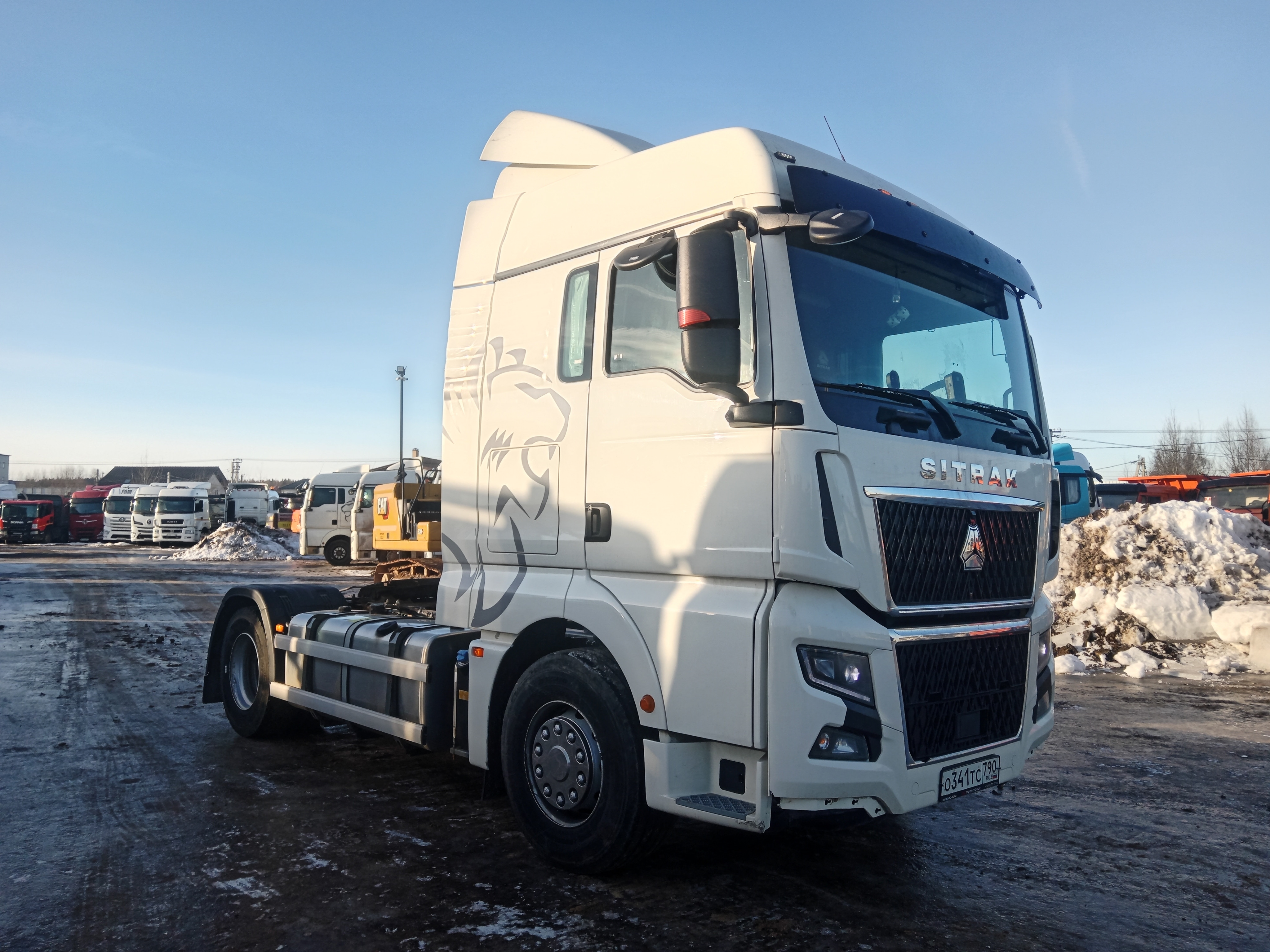 SITRAK C7H 4x2 Седельный тягач SITRAK C7H 4x2 Седельный тягач