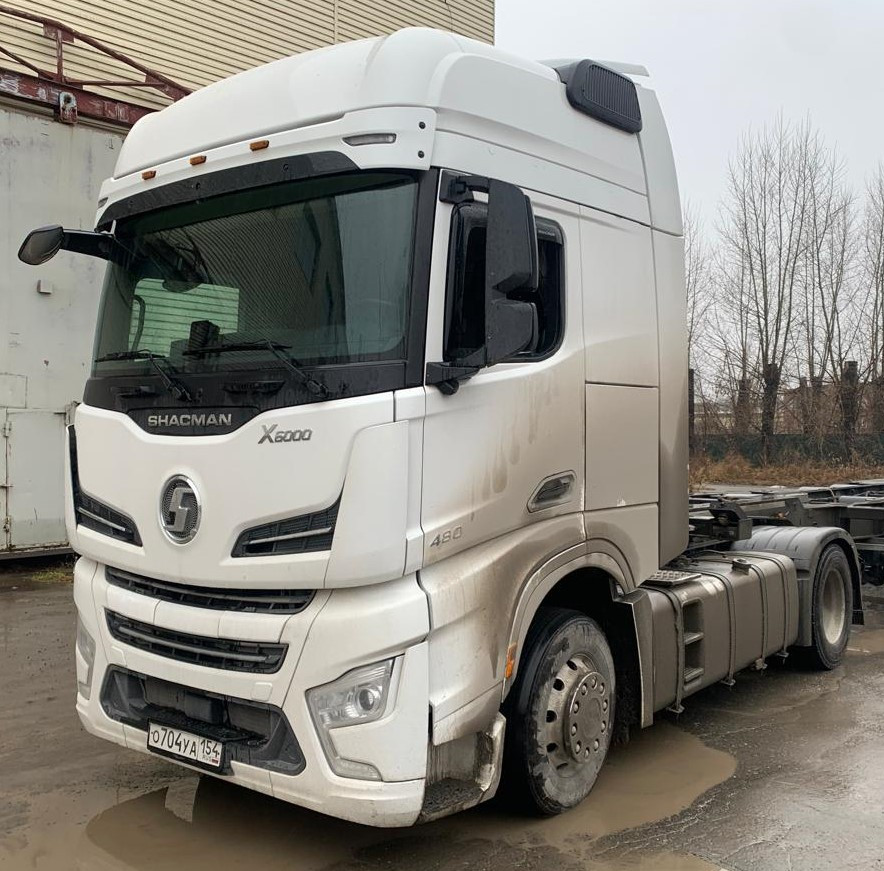 Shacman (Shaanxi) SX* 4x2 Седельный тягач Shacman (Shaanxi) SX* 4x2 Седельный тягач