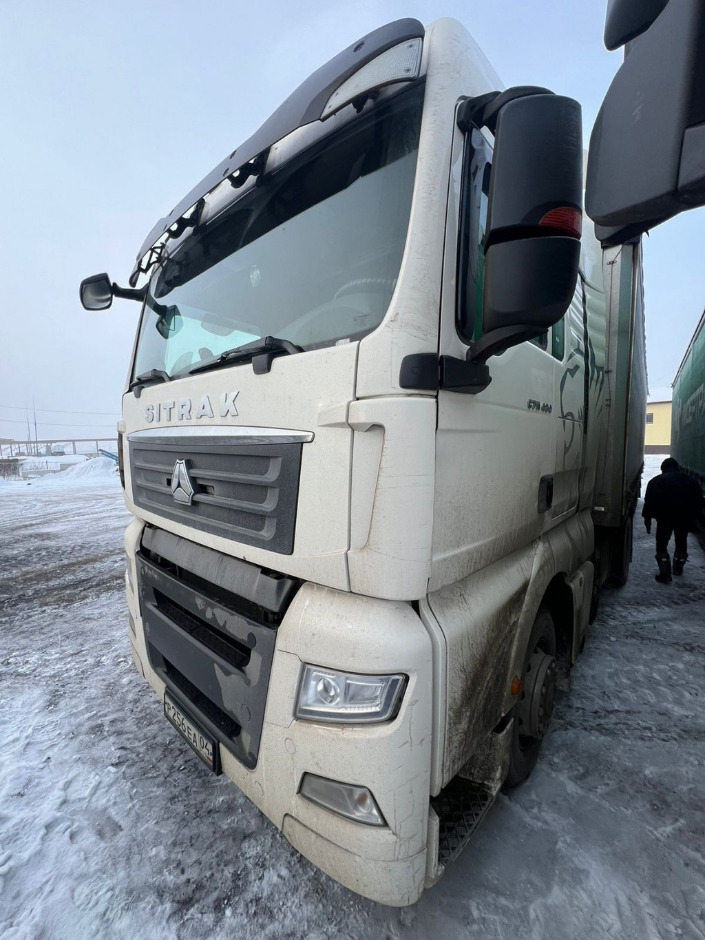 SITRAK C7H 4x2 Седельный тягач SITRAK C7H 4x2 Седельный тягач