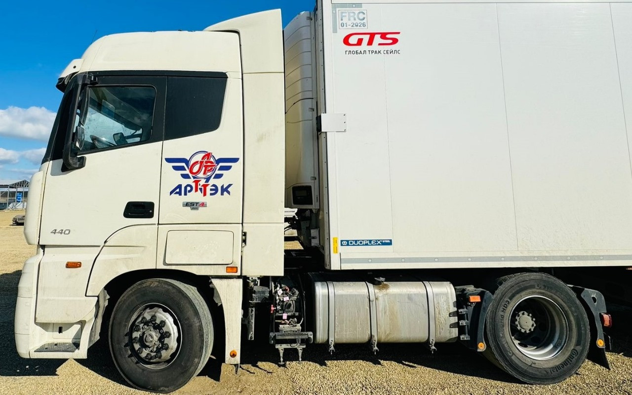 Foton AUMAN 4x2 Седельный тягач Foton AUMAN 4x2 Седельный тягач