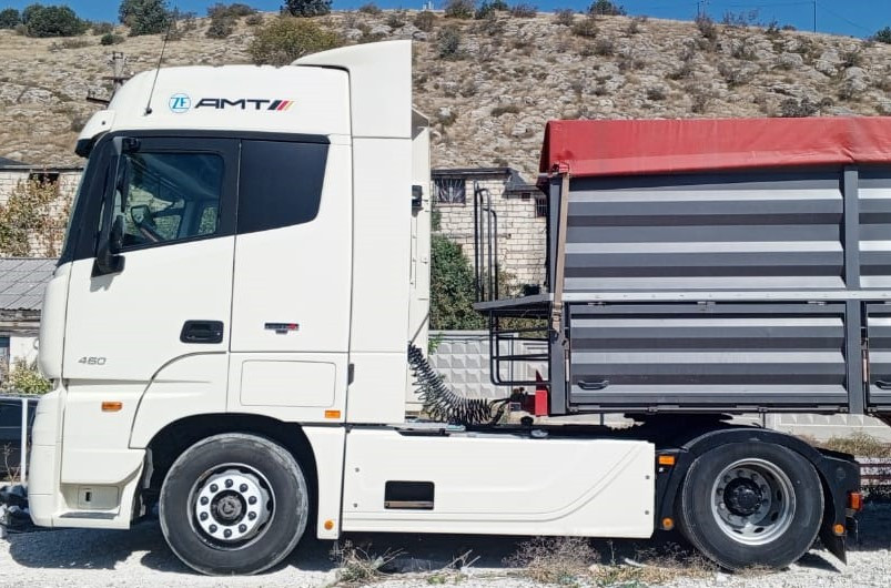 Foton AUMAN 4x2 Седельный тягач Foton AUMAN 4x2 Седельный тягач