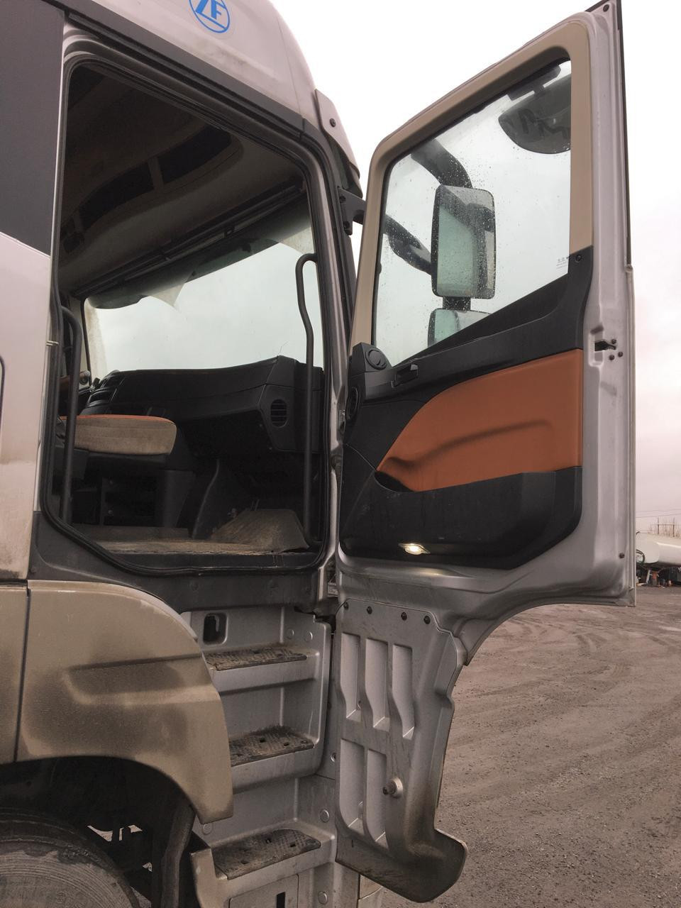 Foton AUMAN 4x2 Седельный тягач