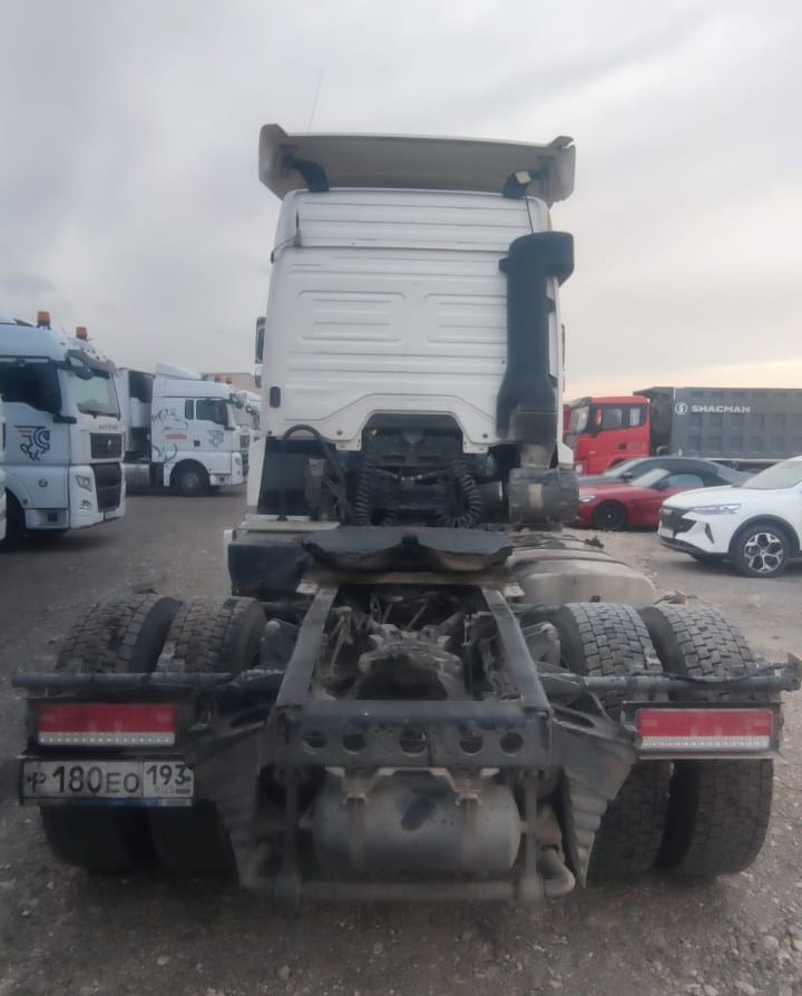 КамАЗ 5490 4x2 Седельный тягач