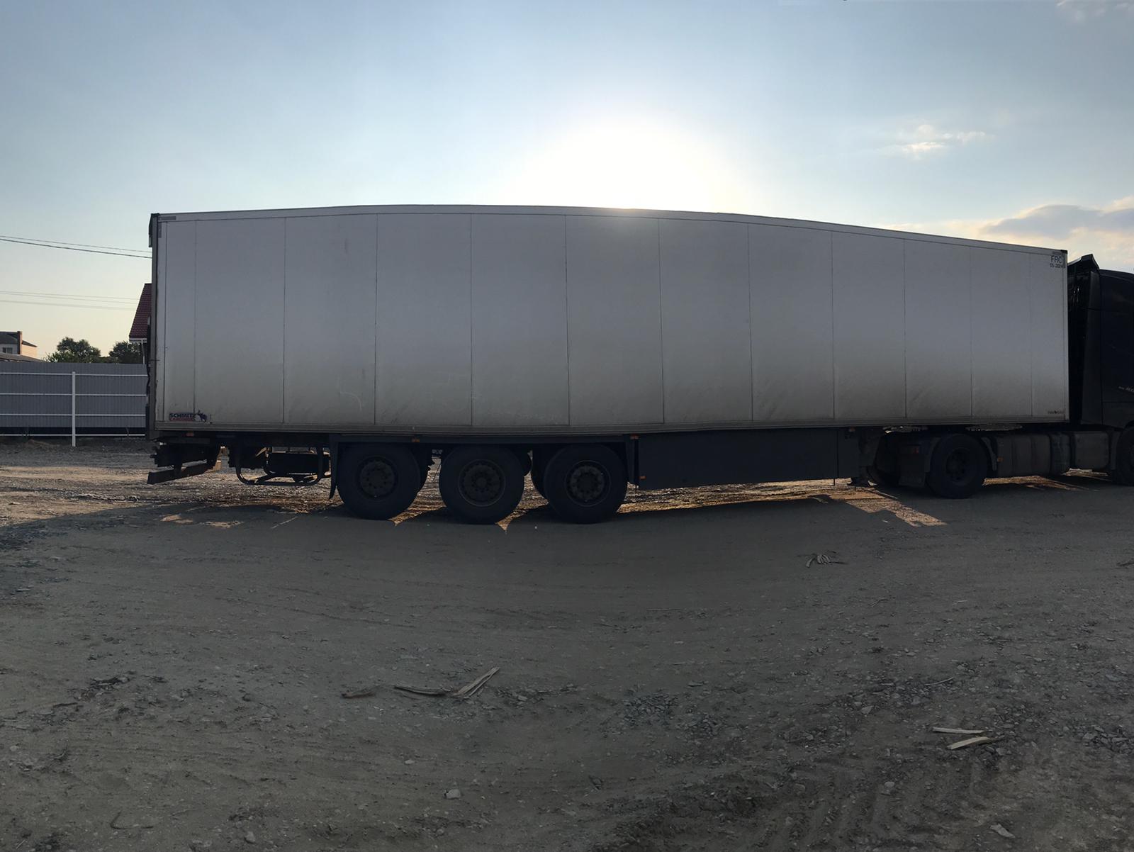 Schmitz Cargobull SCB*S3B Полуприцеп изотермический/рефрижератор Schmitz Cargobull SCB*S3B Полуприцеп изотермический/рефрижератор