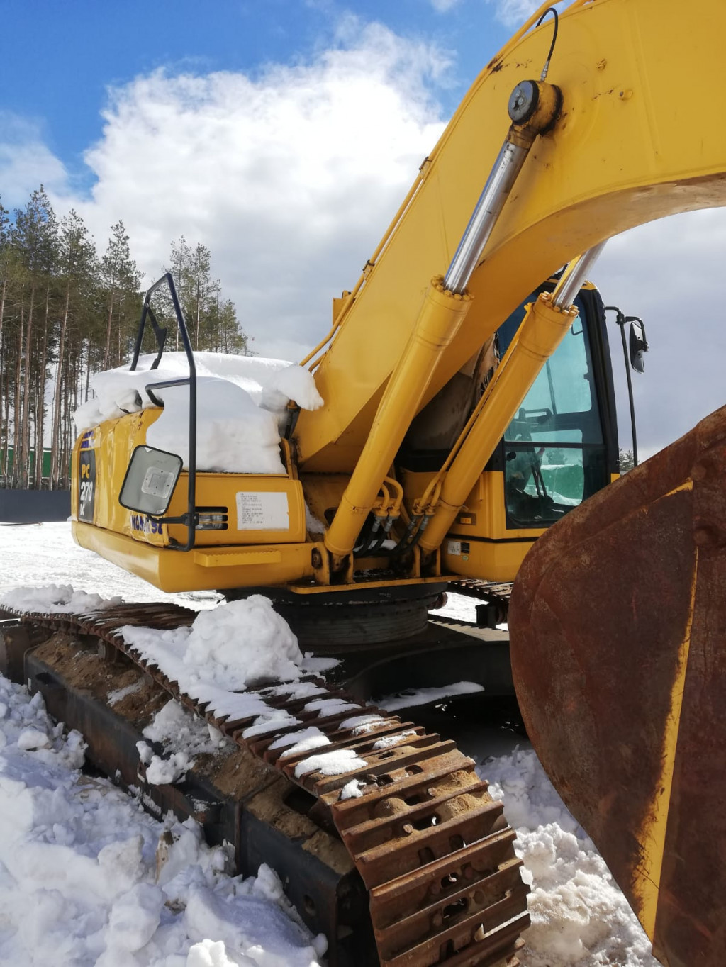 KOMATSU PC 270 Экскаватор
